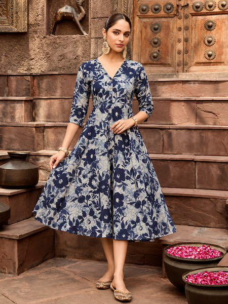 Largish Women's Blue Printed Cotton Umbrella Cut Flared Dress