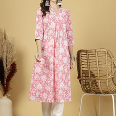 Largish Women's Pink Floral Print Cotton Kurta Pant Set