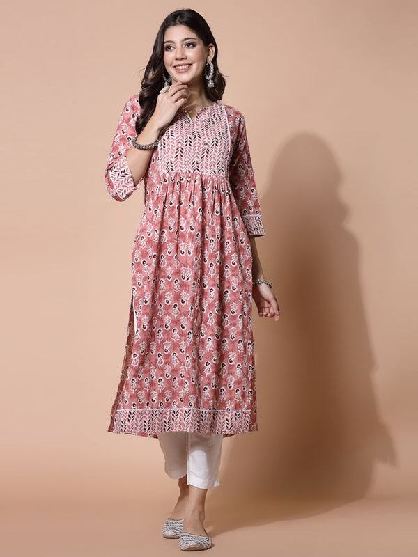 Largish Women's Peach Cotton Printed Nayra Cut Straight Kurta