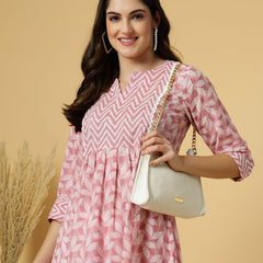 Largish Women's Peach Cotton Printed Box pleated A-line Kurta