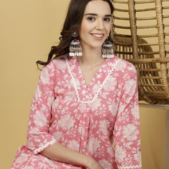 Largish Women's Pink Floral Print Cotton Kurta Pant Set
