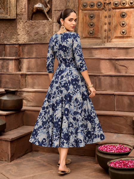Largish Women's Blue Printed Cotton Umbrella Cut Flared Dress