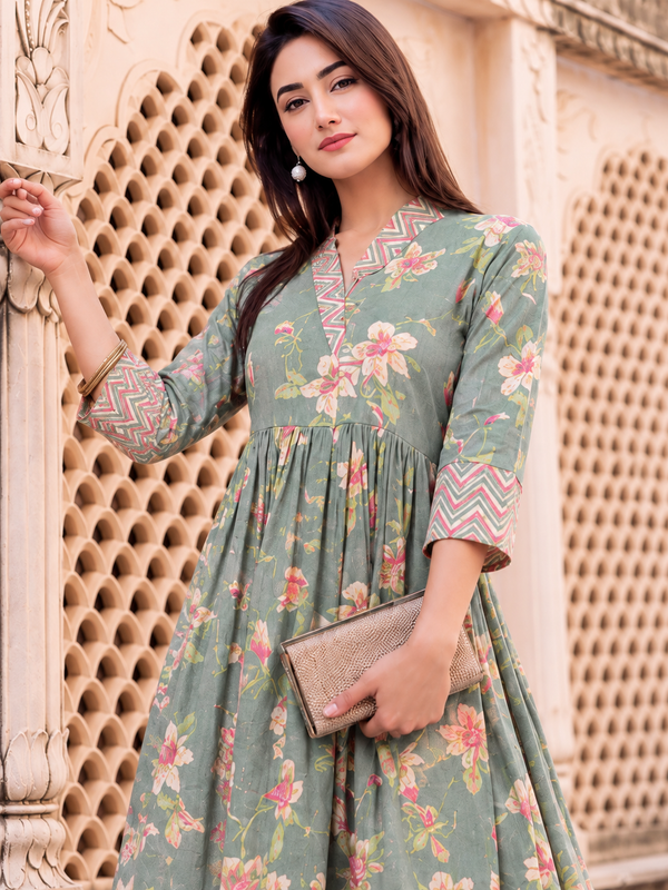 Largish Light Green Cotton Lurex Floral Print Gown