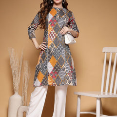 Largish Women's Multicolor Jaipuri Print Cotton Straight Kurta
