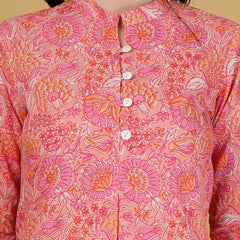 Largish Women's Peach Floral Print Cotton Kurta Pant Set