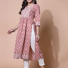 Largish Women's Peach Cotton Printed Nayra Cut Straight Kurta