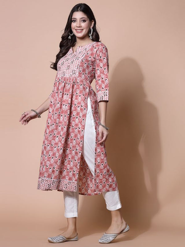 Largish Women's Peach Cotton Printed Nayra Cut Straight Kurta